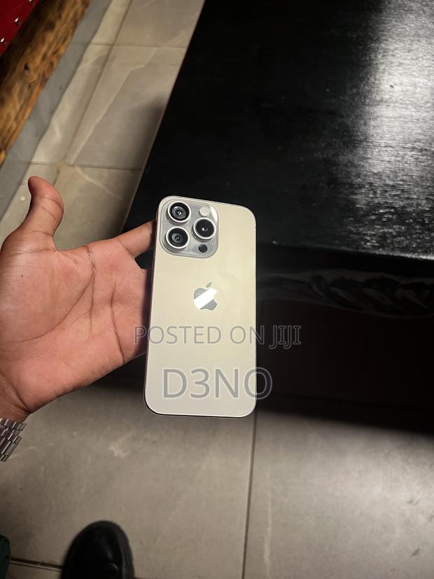 Apple iPhone 15 Pro 256 GB Gray - thumbnail 7