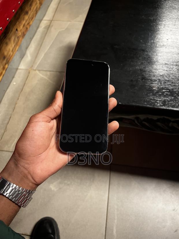 Apple iPhone 15 Pro 256 GB Gray - thumbnail 8