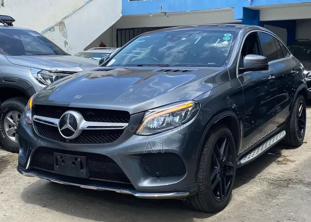 Mercedes-Benz GLE-Class GLE 350d 4MATIC 2019 Gray