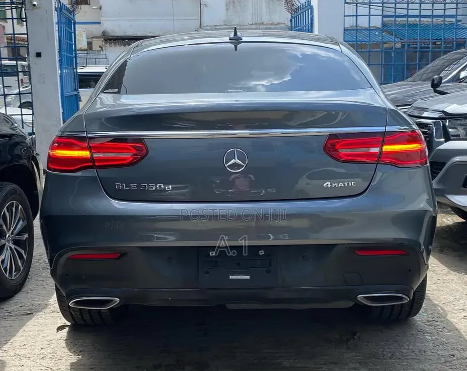 Mercedes-Benz GLE-Class GLE 350d 4MATIC 2019 Gray