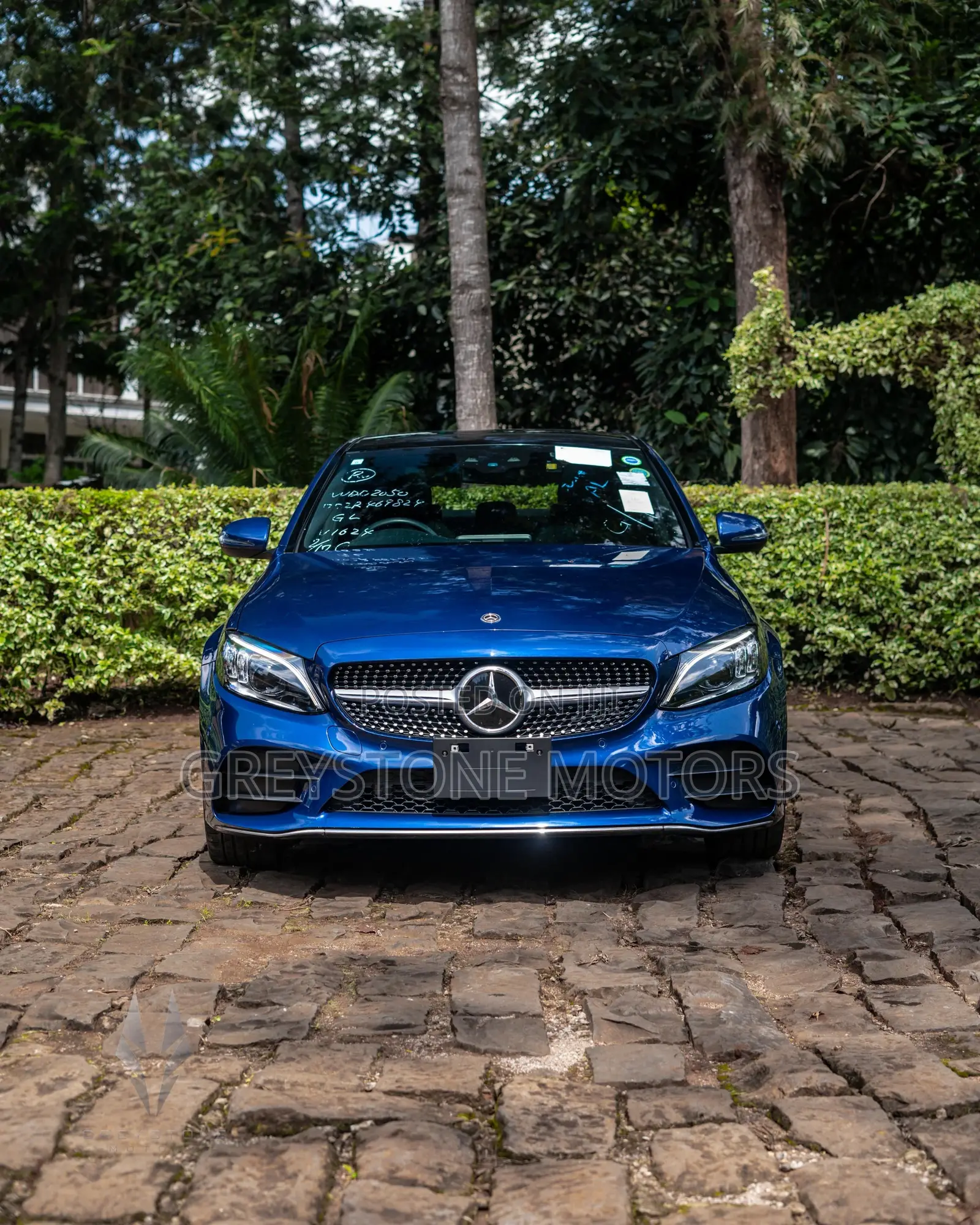 Mercedes-Benz C200 2019 Blue