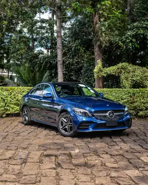 Mercedes-Benz C200 2019 Blue