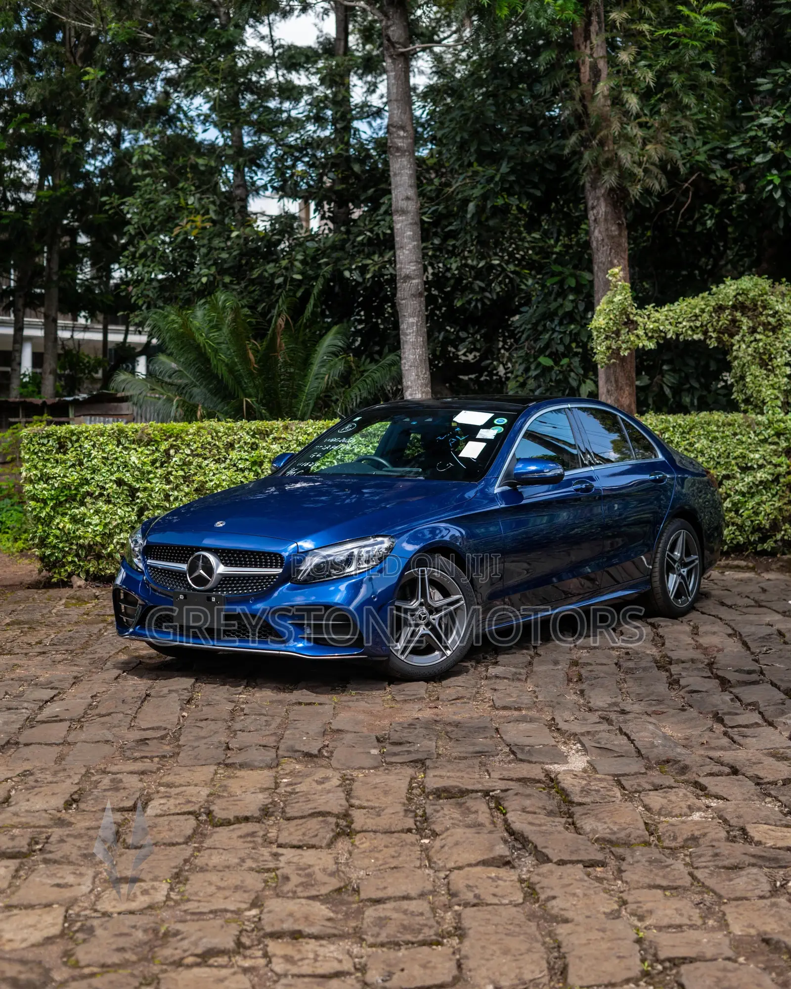 Mercedes-Benz C200 2019 Blue