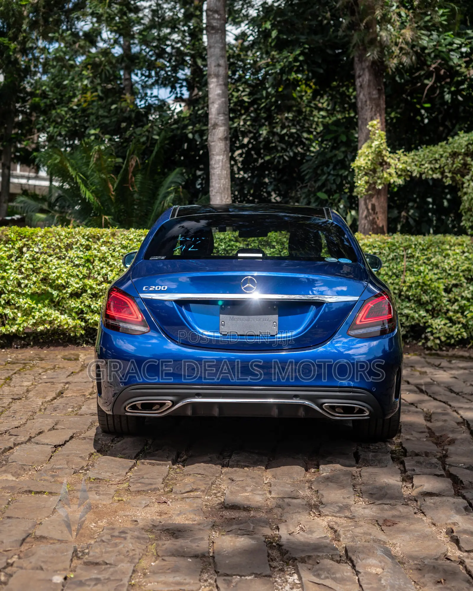 Mercedes-Benz C200 2019 Blue