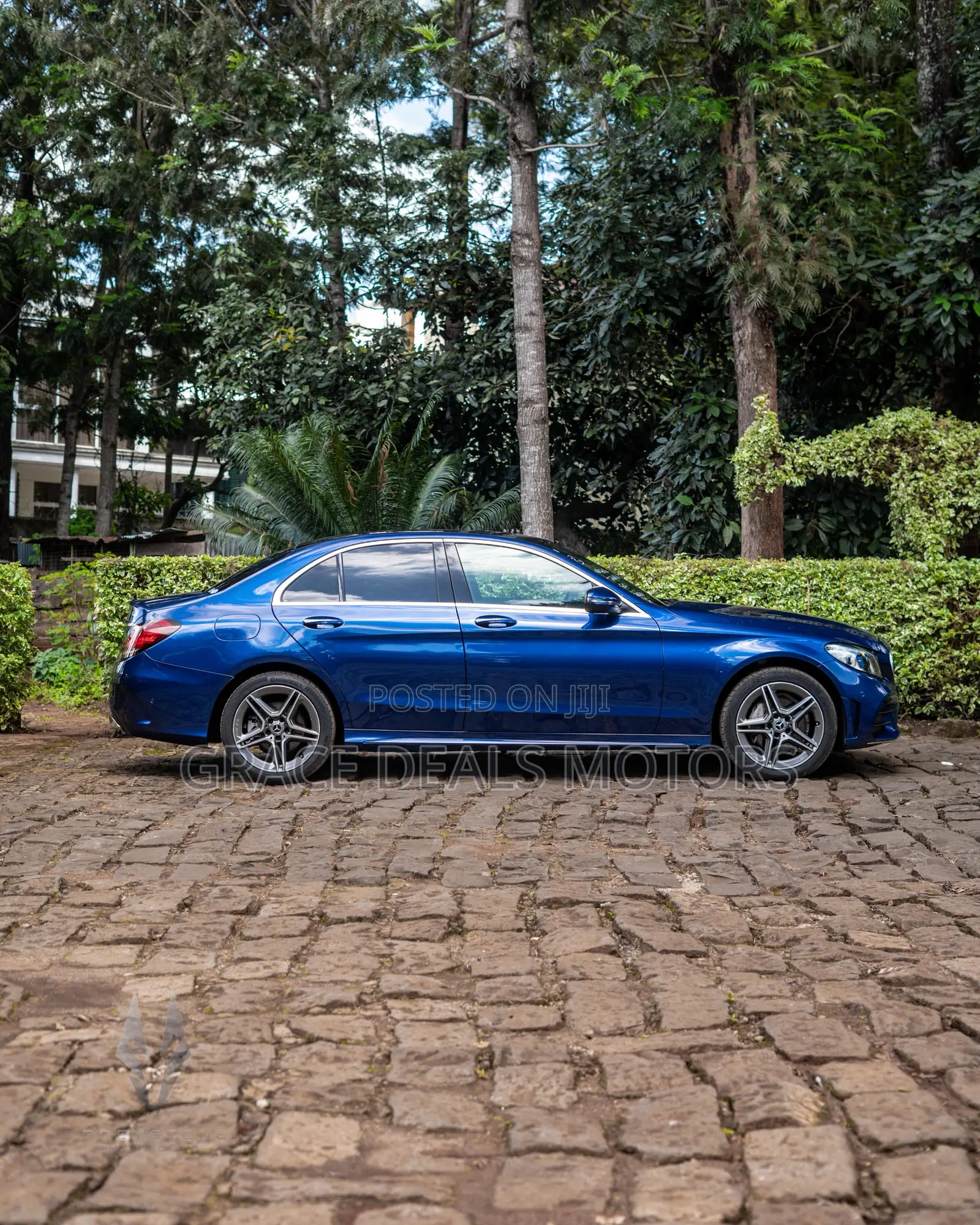 Mercedes-Benz C200 2019 Blue