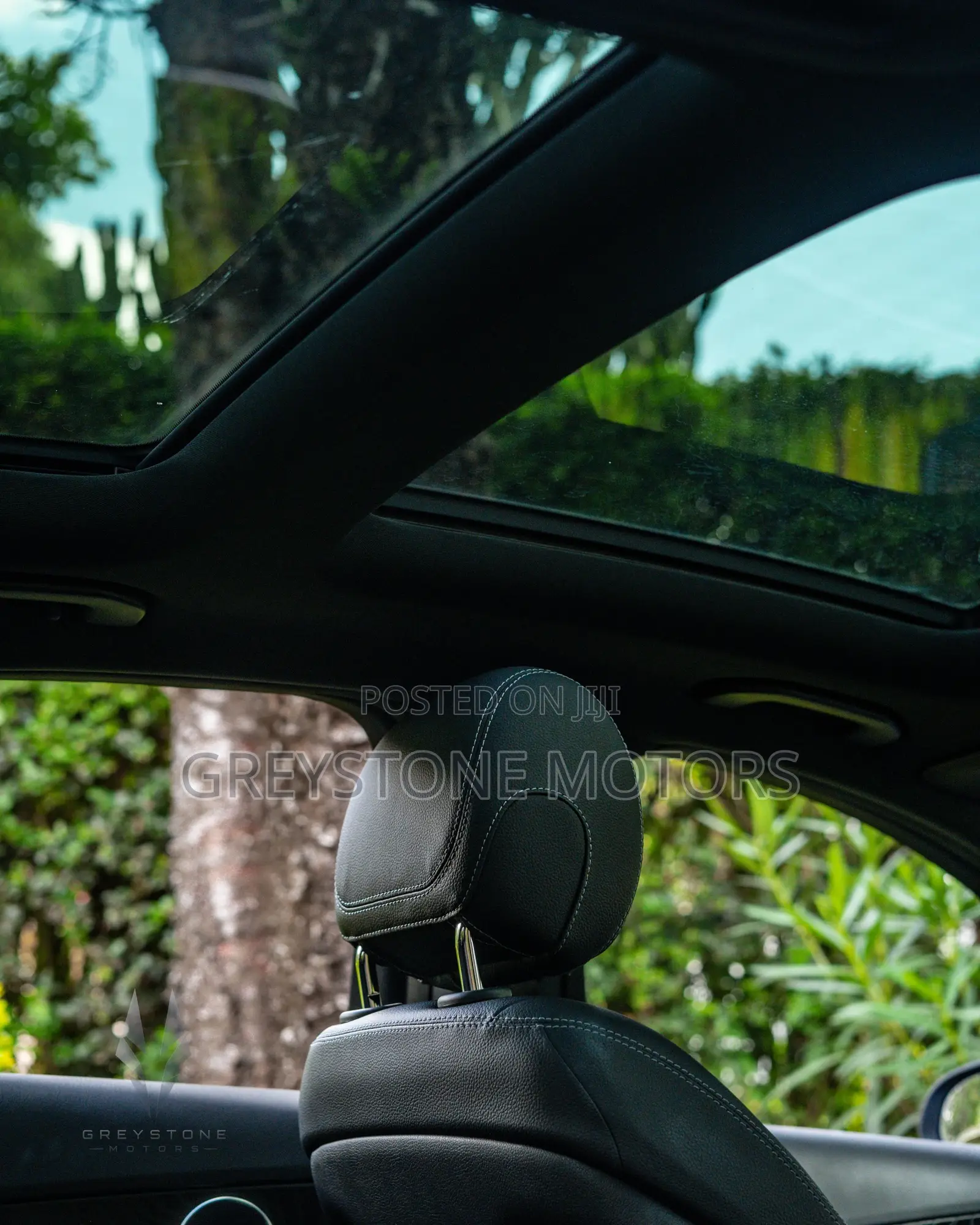 Mercedes-Benz C200 2019 Blue