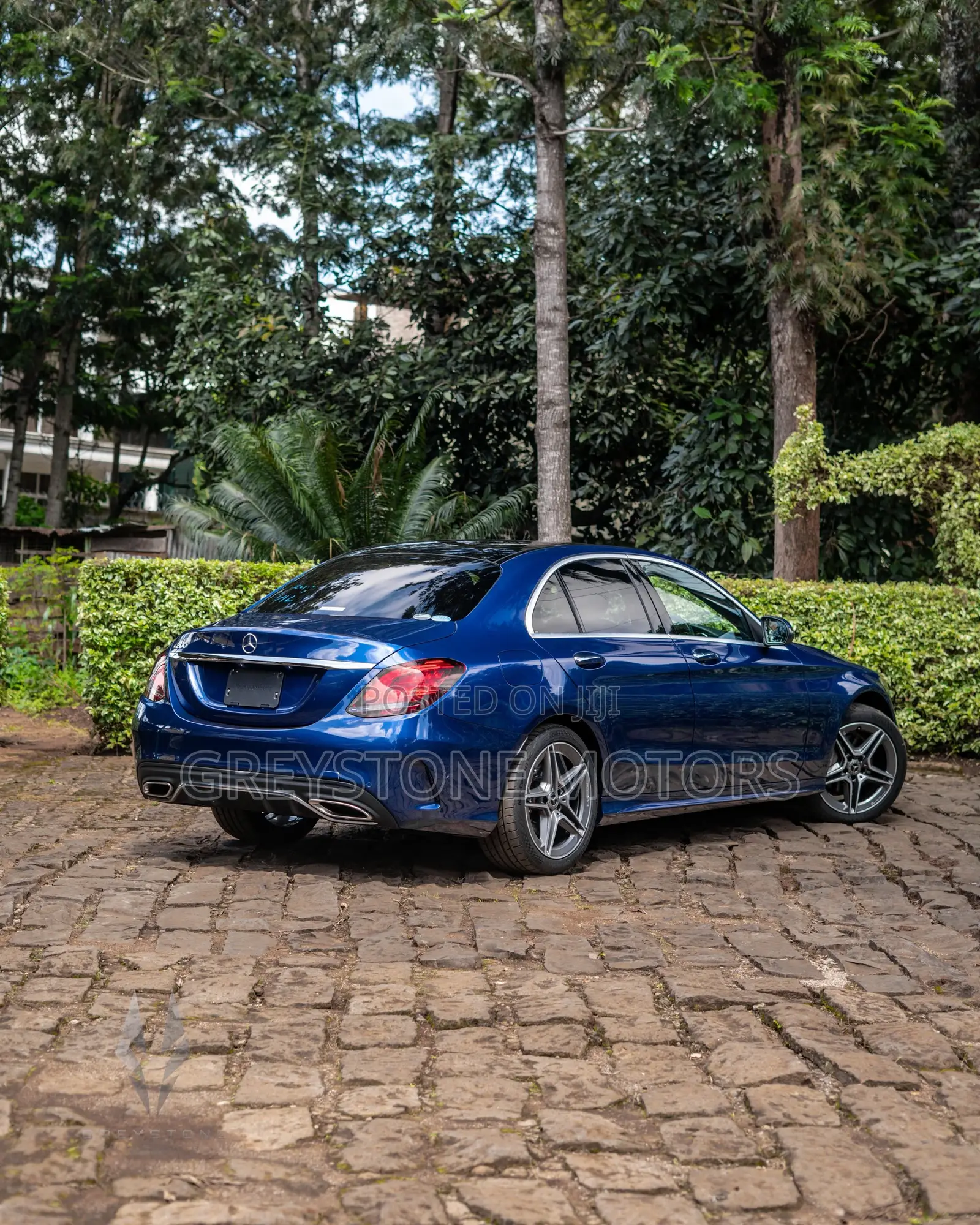 Mercedes-Benz C200 2019 Blue