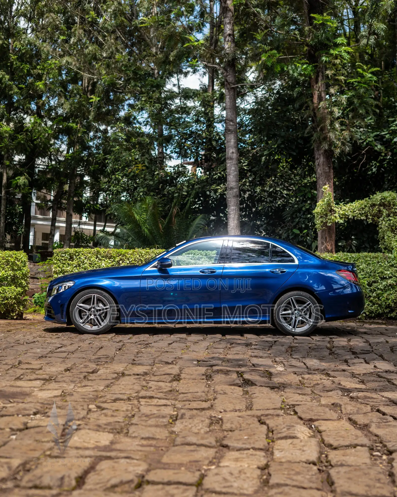 Mercedes-Benz C200 2019 Blue