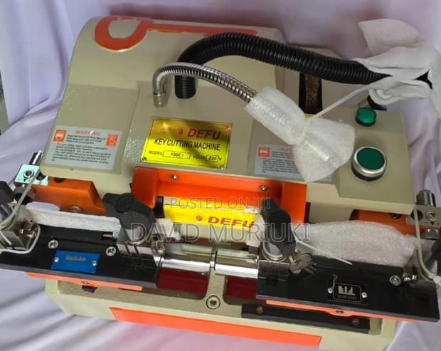 Defu 100e1 Horizontal Key Cutting Machine