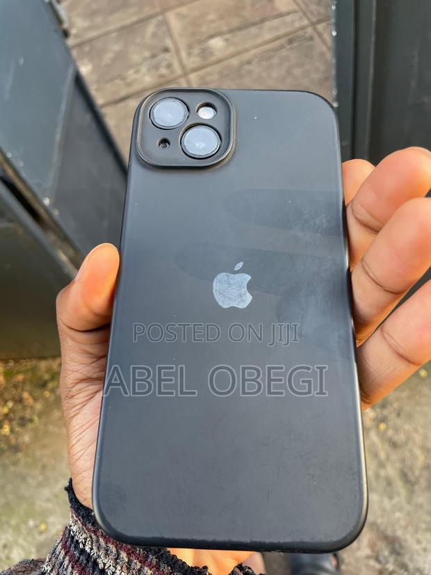 Apple iPhone 15 Plus 256 GB Black - thumbnail 4