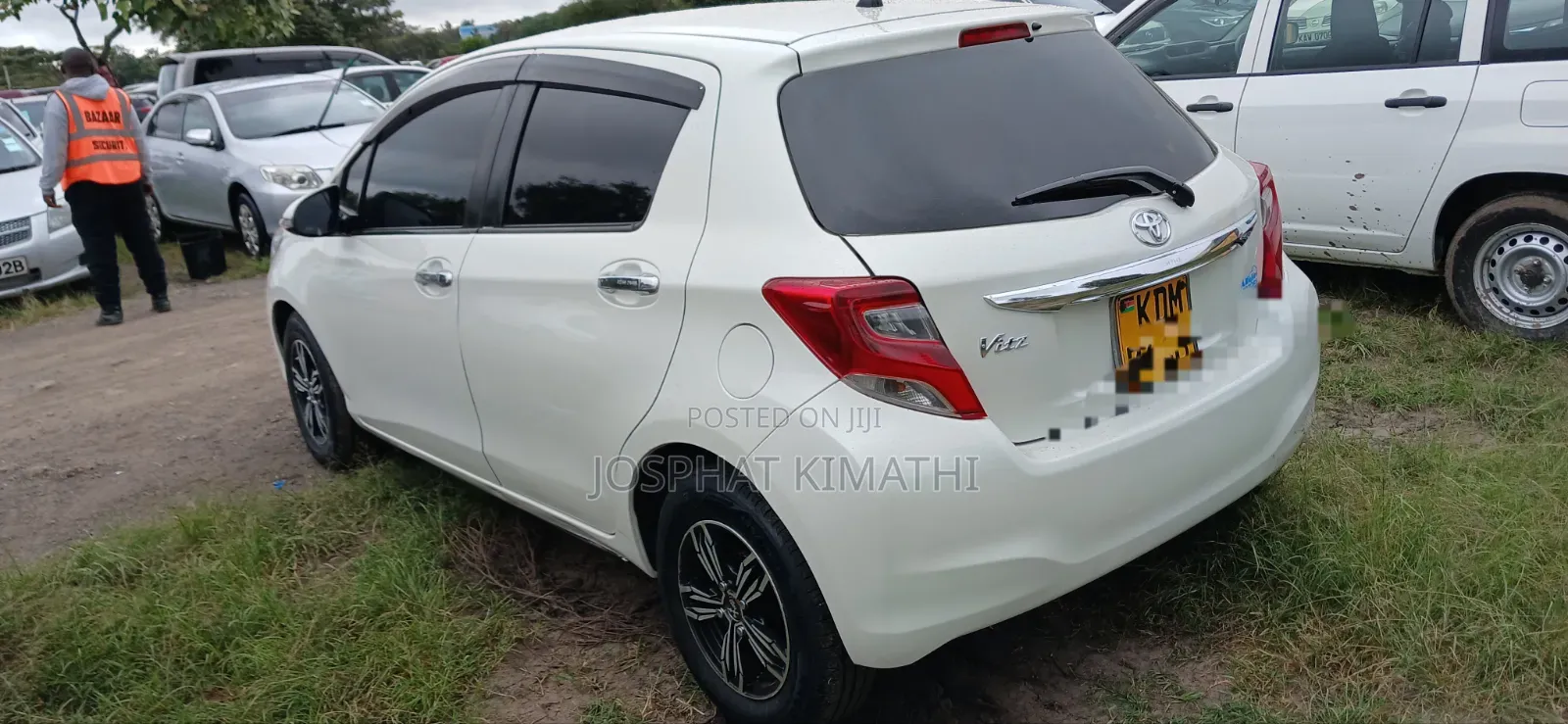 Toyota Vitz 2016 Pearl