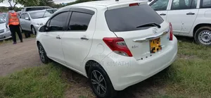 Toyota Vitz 2016 Pearl