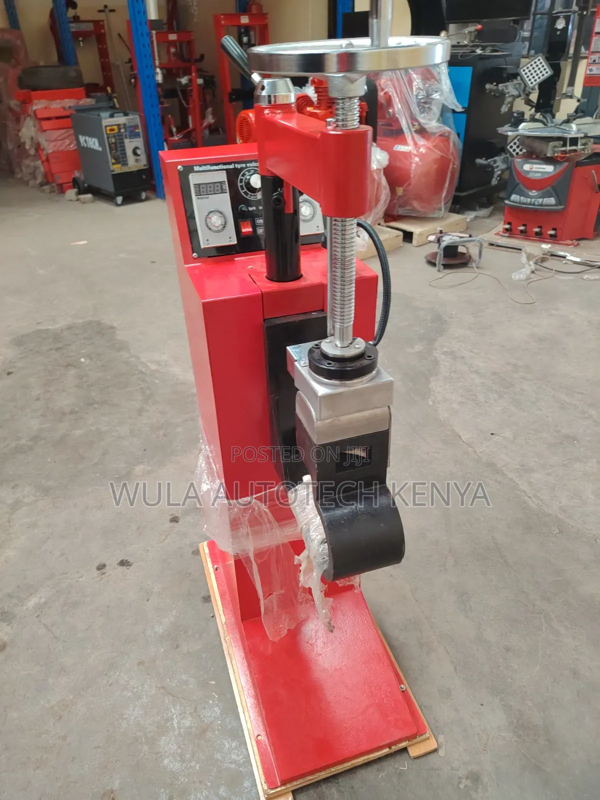 High Pressure Hydraulic Operation Tyre Vulcanizer Machine Sunshine