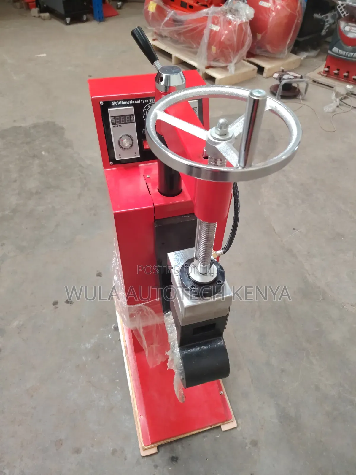 High Pressure Hydraulic Operation Tyre Vulcanizer Machine Sunshine
