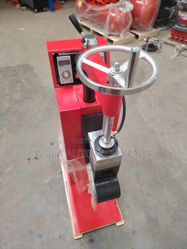 High Pressure Hydraulic Operation Tyre Vulcanizer Machine Sunshine - thumbnail 2