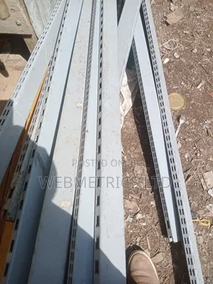Supermarker Shelves Upright Stands