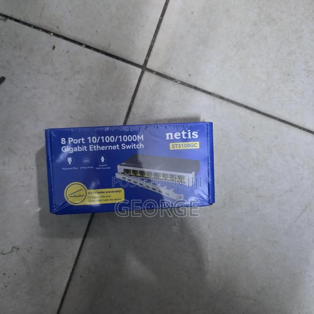 St3108gc 8 Port Gigabit Network Switch – High Speed Lan Switch - main view