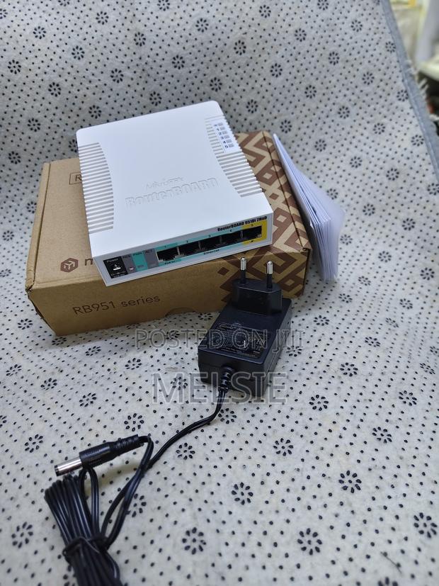 Mikrotik Rb951ui-2hnd 300mbps Routerboard