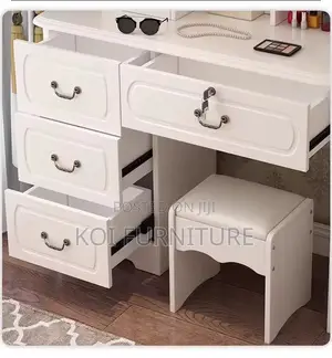 Dressers; Elegant White Style Beauty Make Up Vanity Set