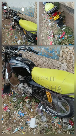 Bajaj Boxer 100 2022 Black
