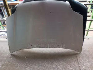 Nze 2002 Bonnet