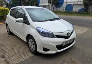 Toyota Vitz 2013 White