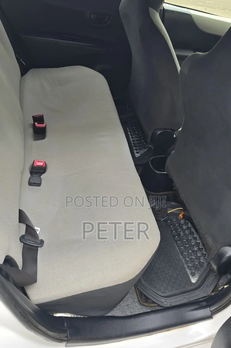 Toyota Vitz 2013 White