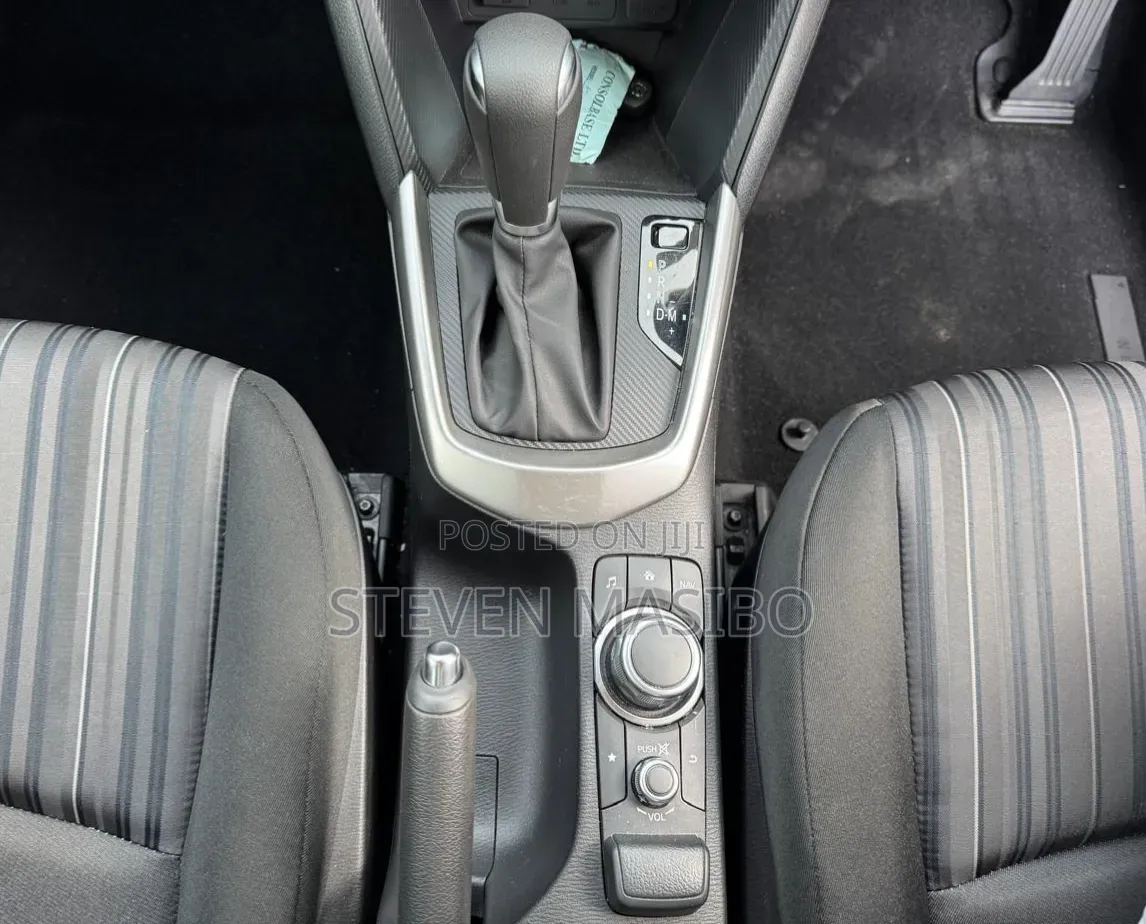 Mazda 2 2020 White