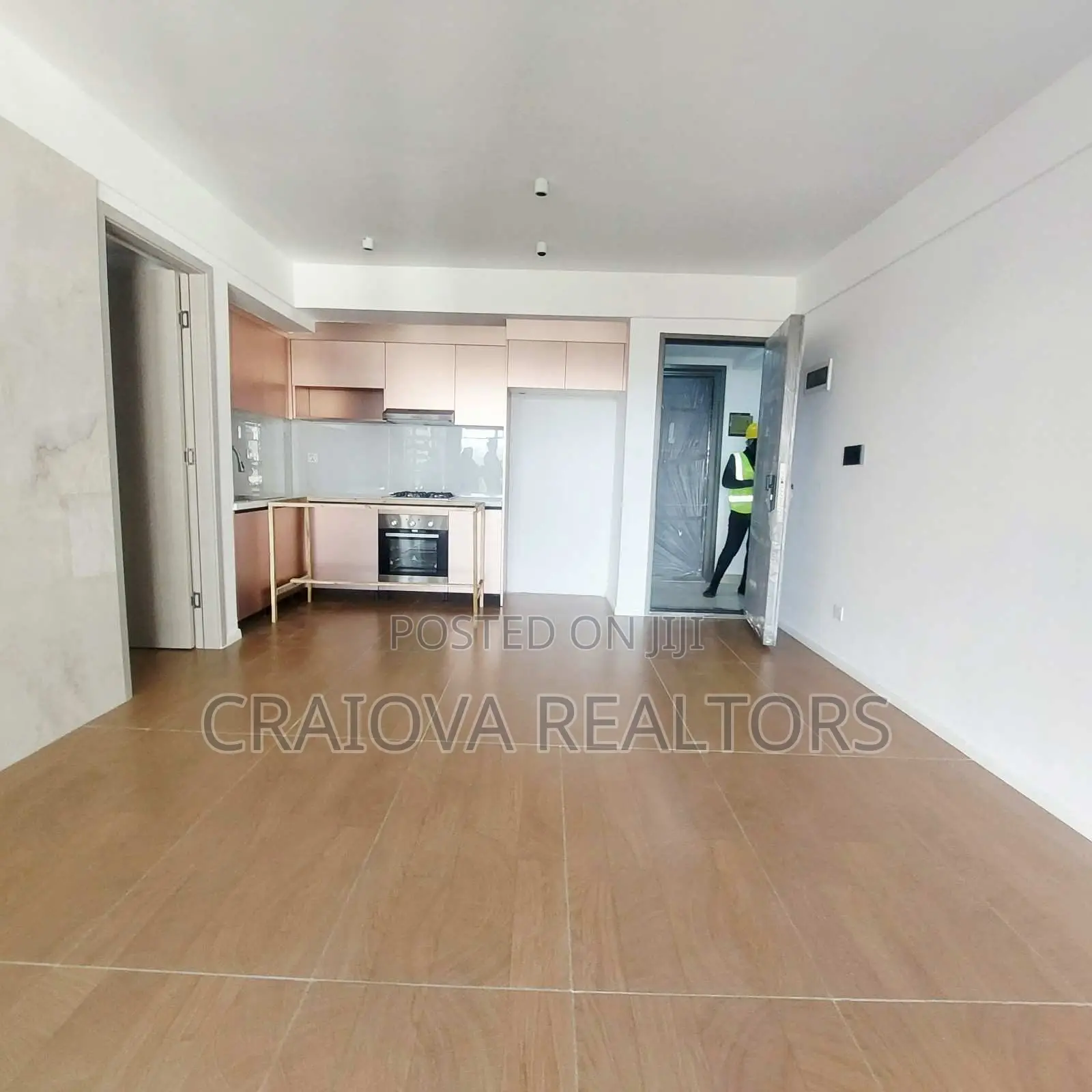 2bdrm Apartment in Grosvenor Residences, Raphta Road Area for sale