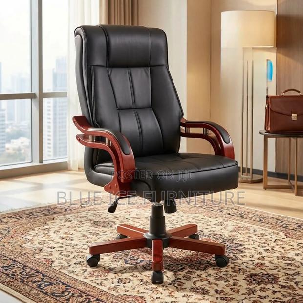 Executive Chair With Wooden Base