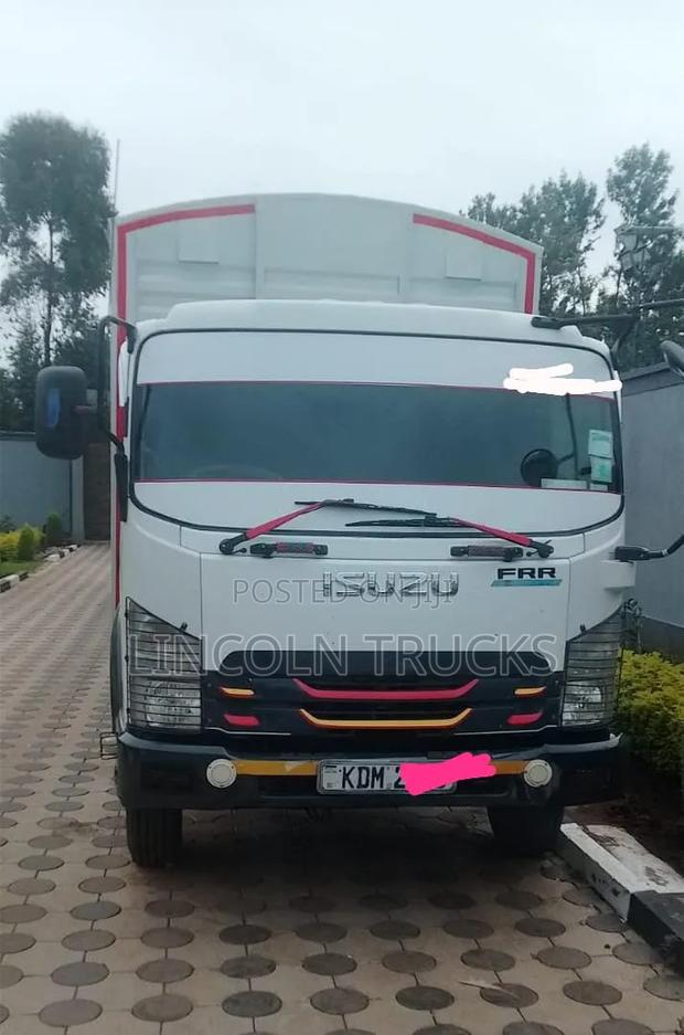 Isuzu FRR 90 Bluepower 2024 White