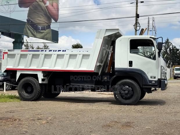 Isuzu FTR Tipper 2022 White