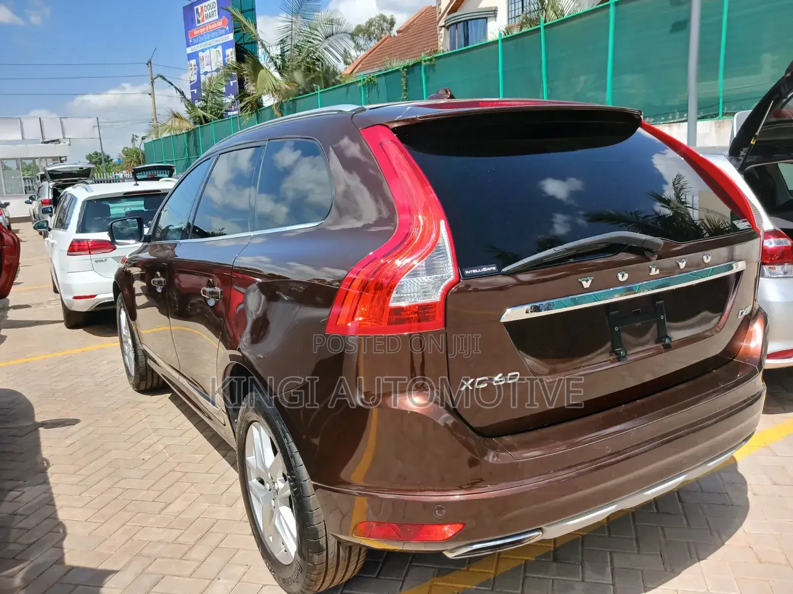 Volvo XC60 2019 Brown