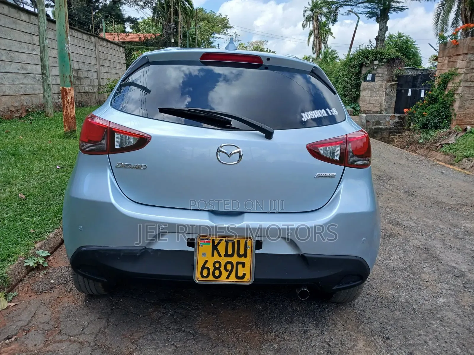 Mazda Demio 2018 Silver