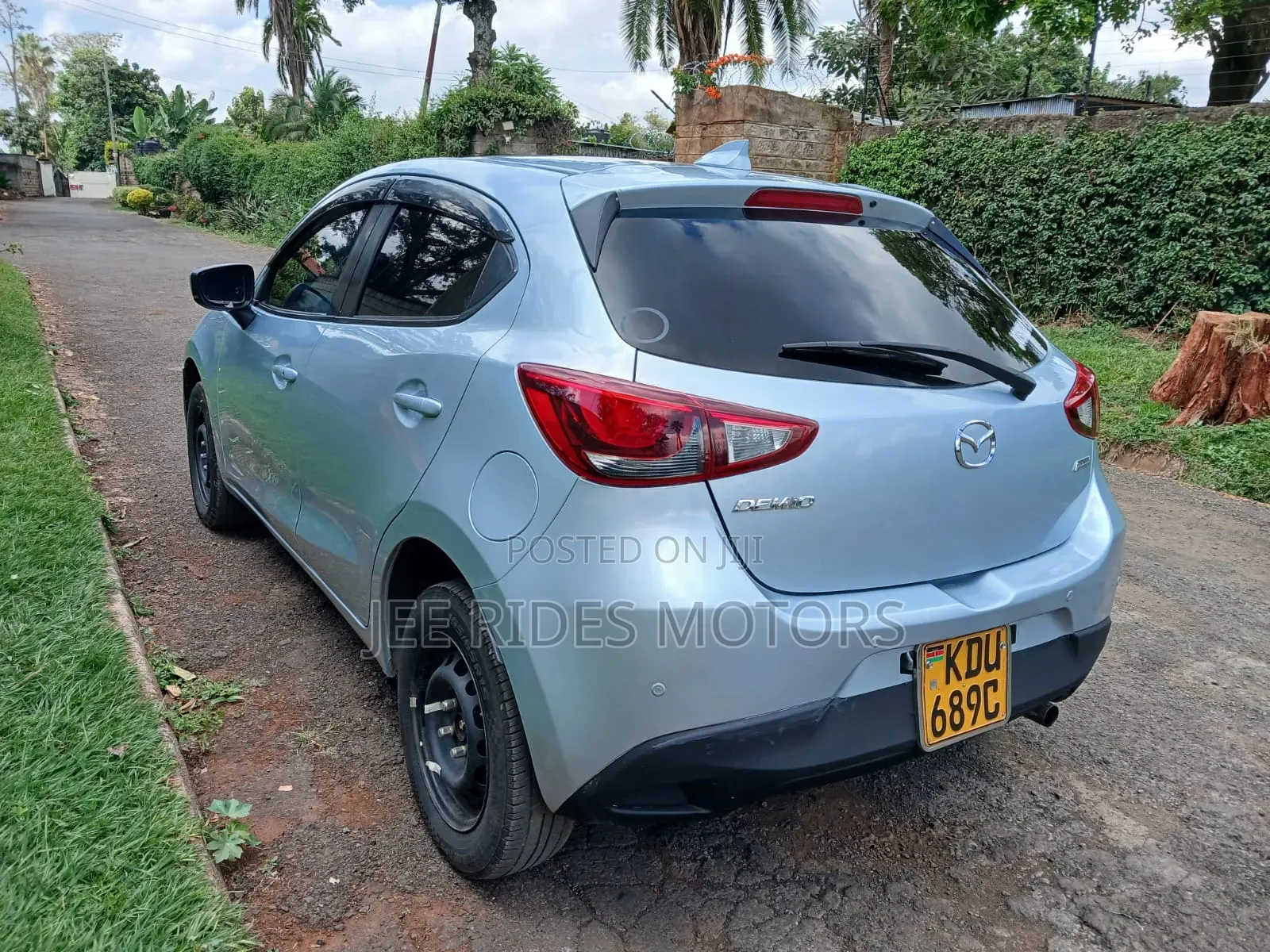 Mazda Demio 2018 Silver
