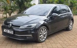 Volkswagen Golf TSI S FWD 2018 Black