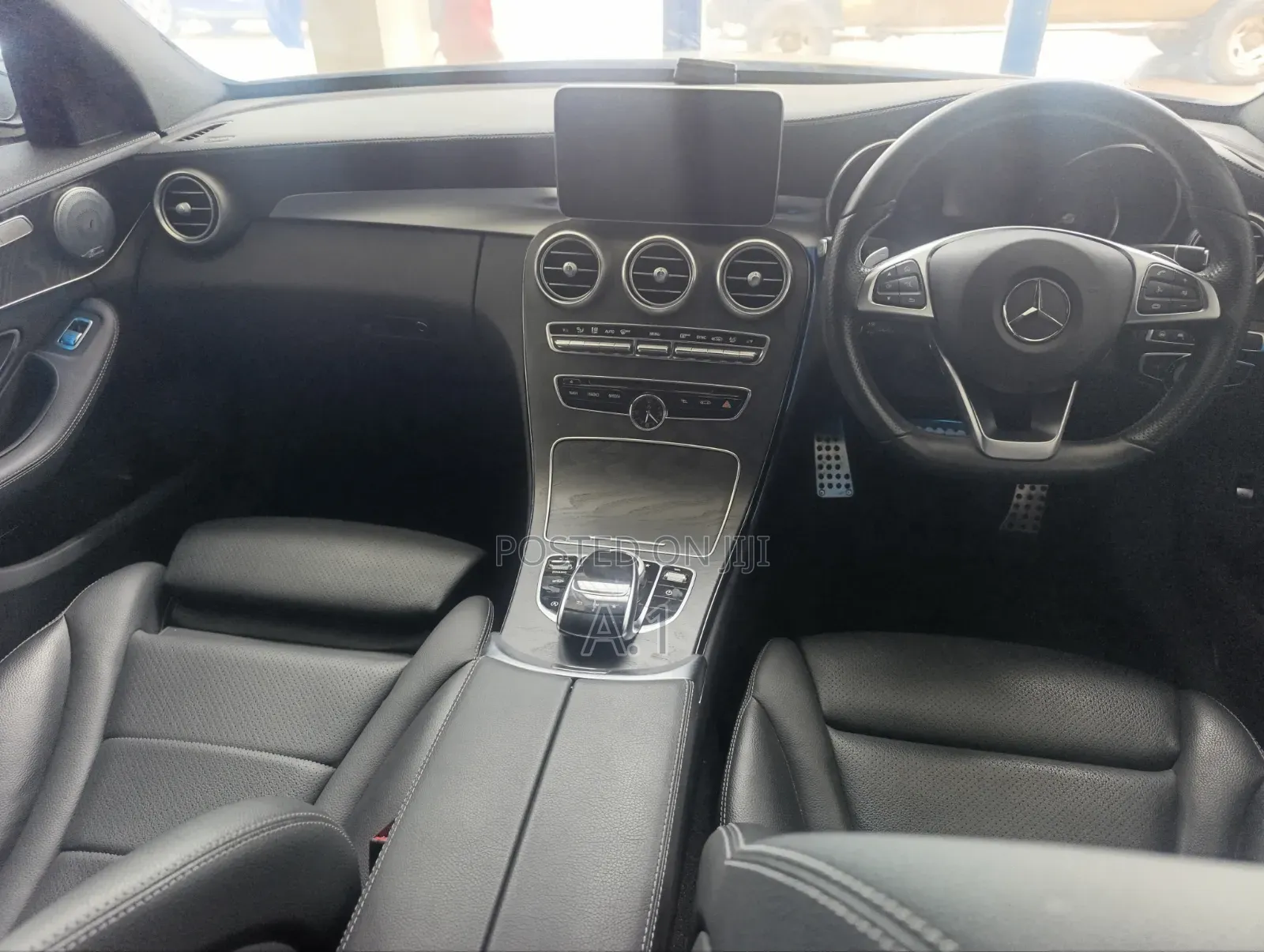 Mercedes-Benz C200 2019 White