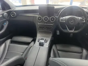 Mercedes-Benz C200 2019 White