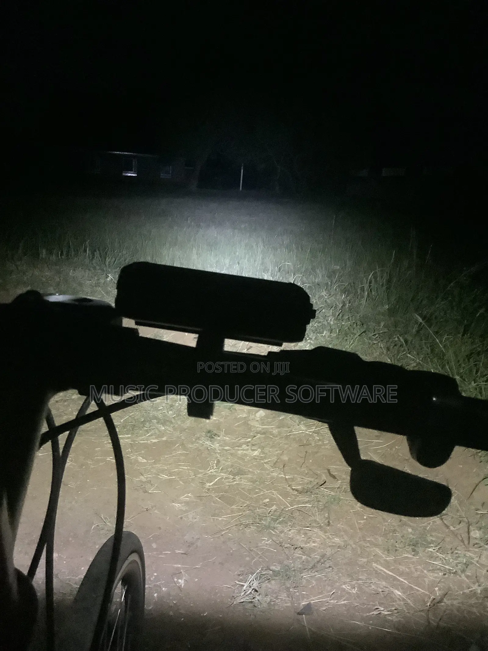 Bicycle Headlight ( 1800 Lumens)