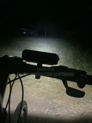Bicycle Headlight ( 1800 Lumens)