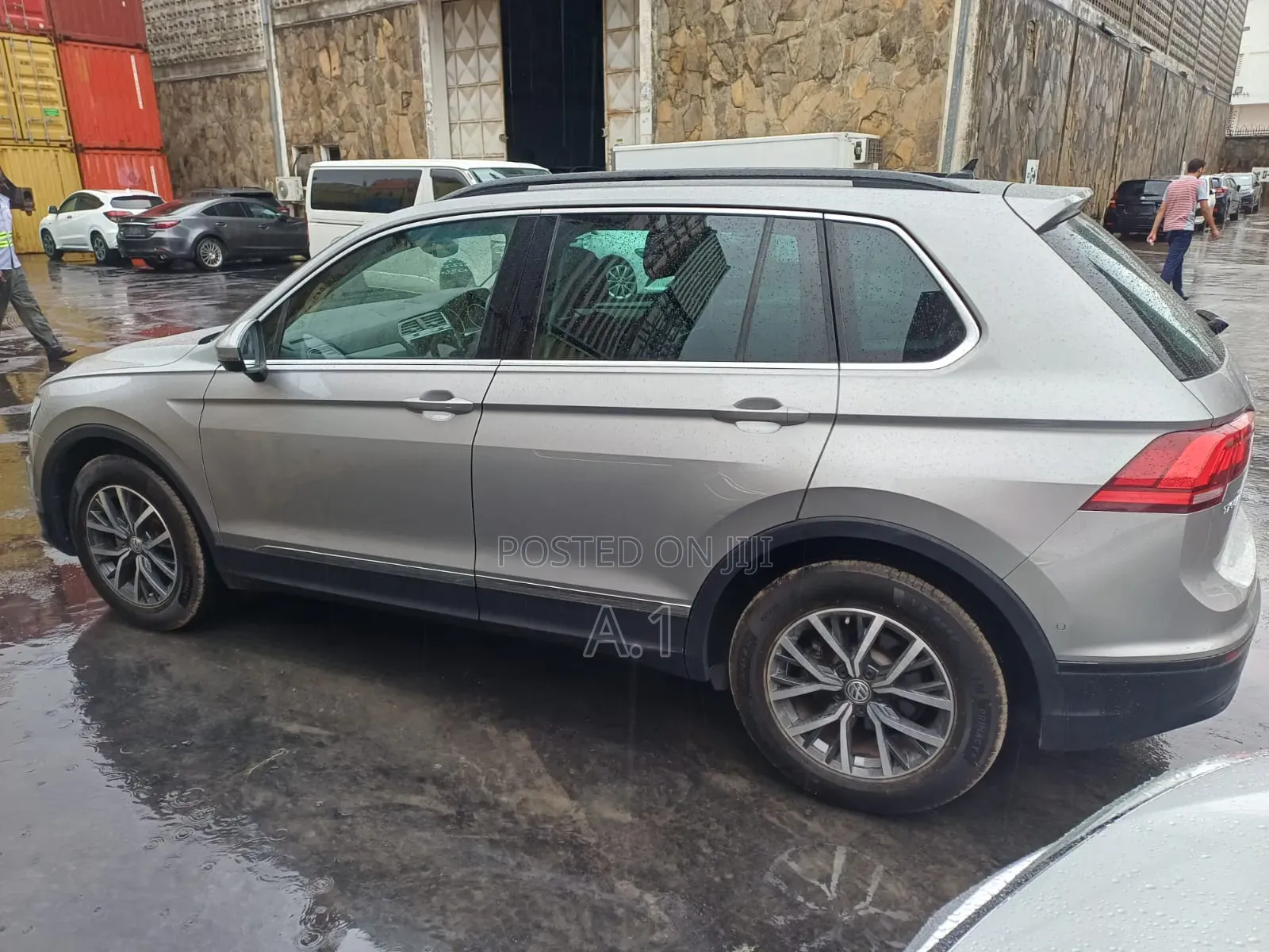 Volkswagen Tiguan 2019 Gray
