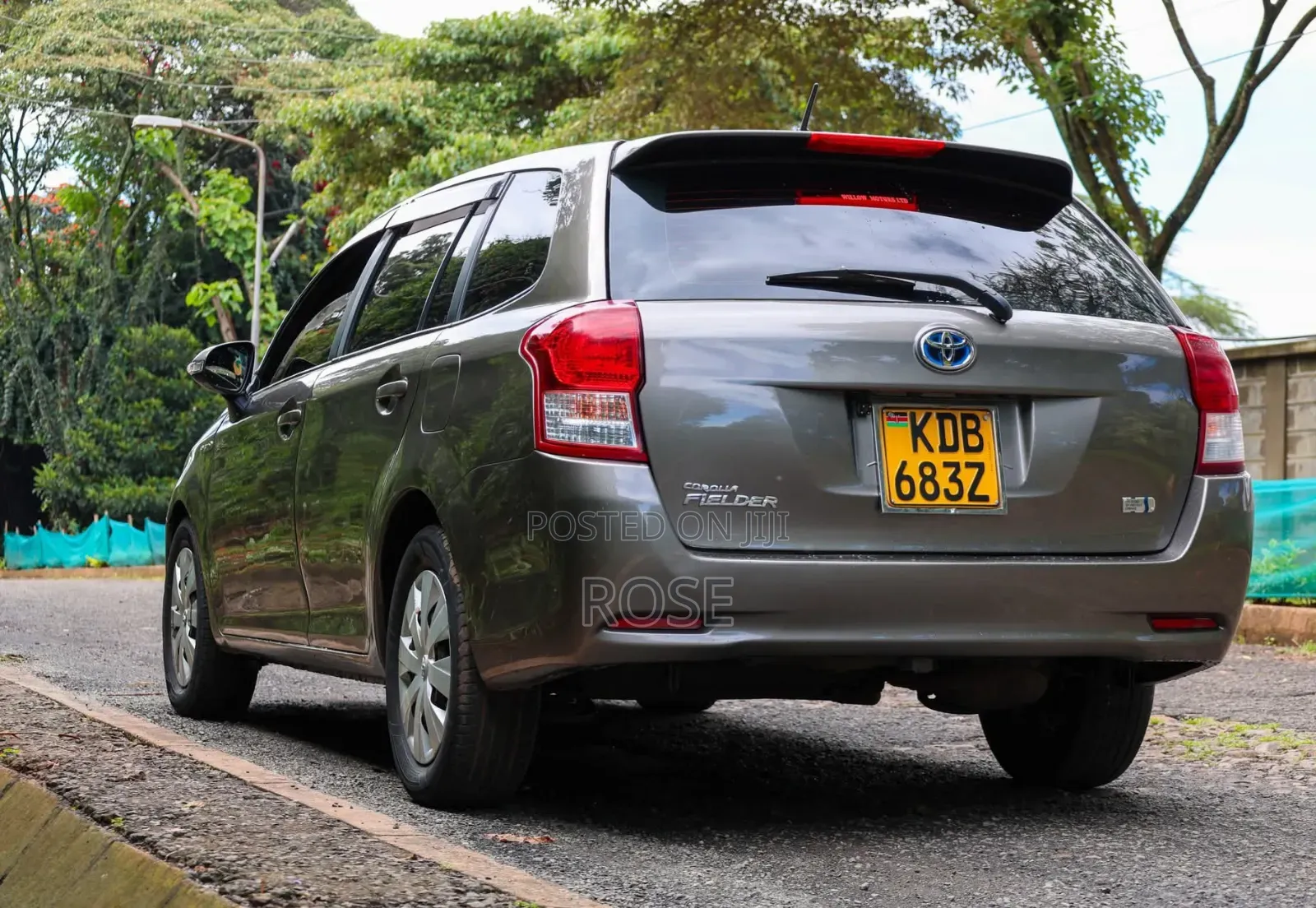 Toyota Corolla Fielder 2013 Gray