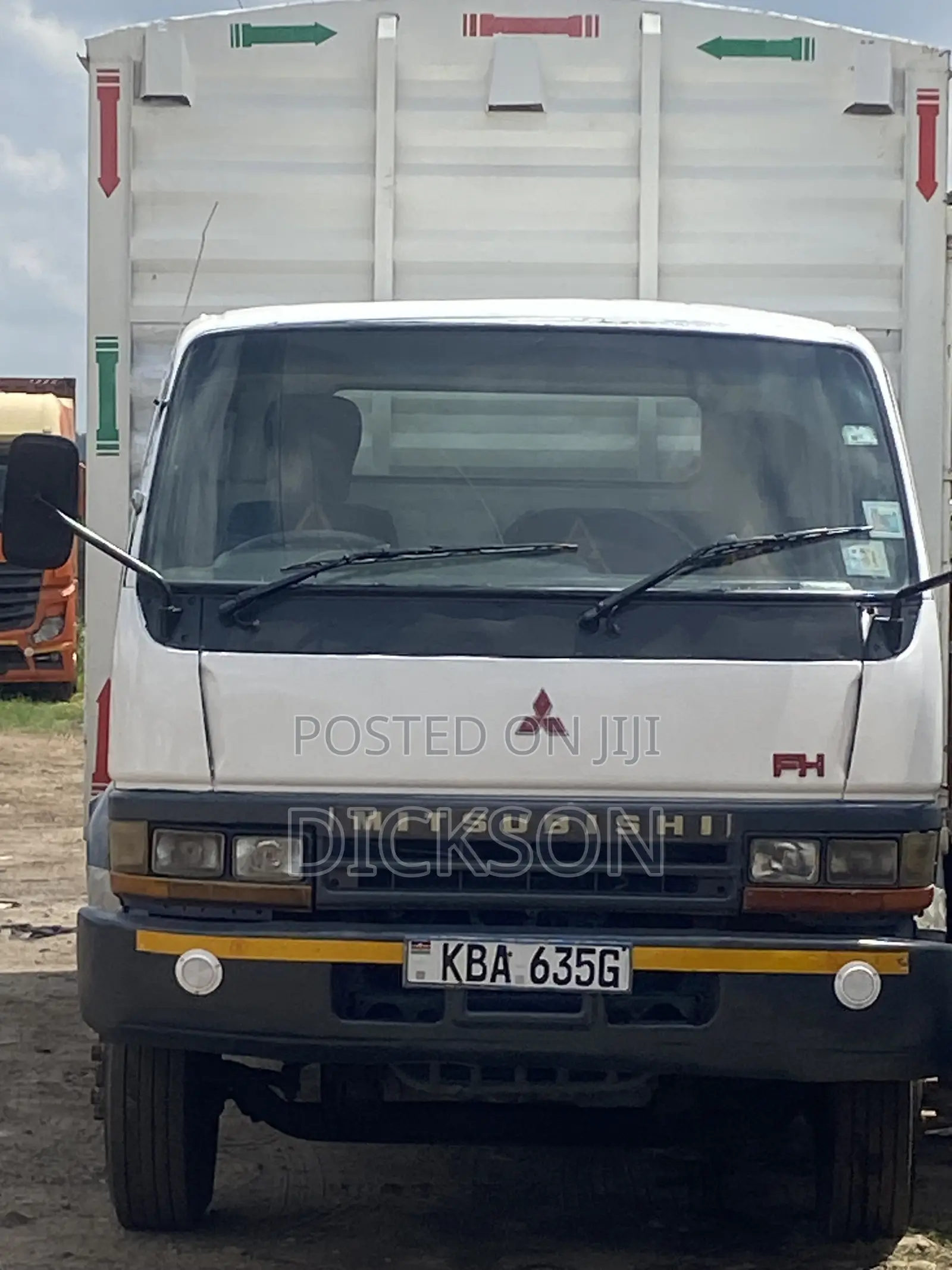Mitsubishi Fh 2008 White