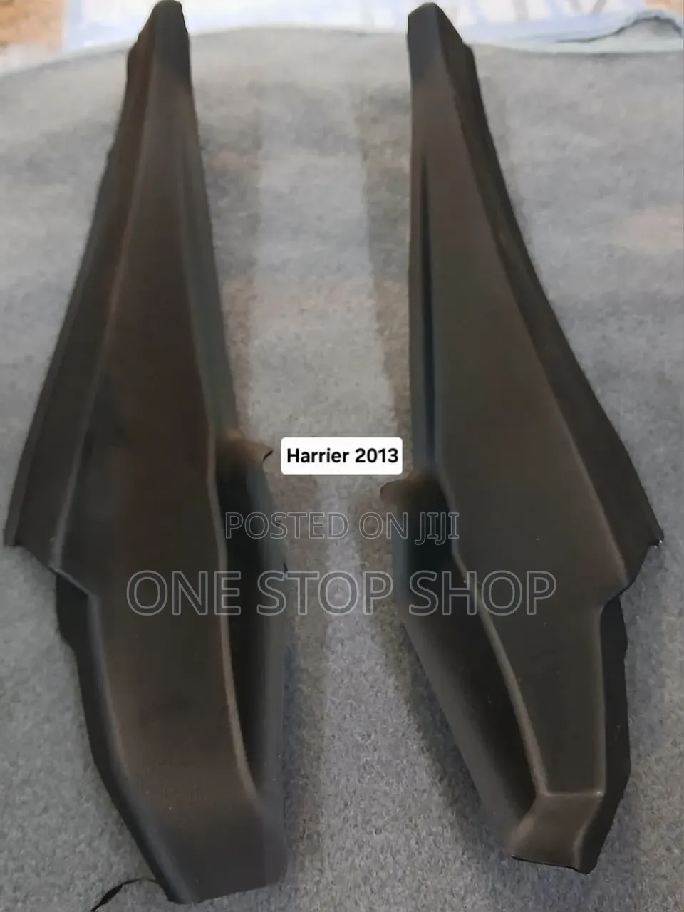 Toyota Harrier Front Windscreen Wiper Cowl Finisher