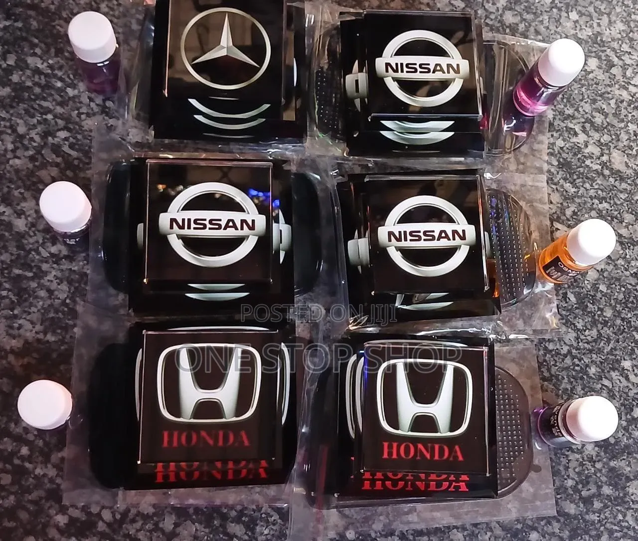Car Branded Themed Liquid Air Freshener Clips on Air Conditioningvent