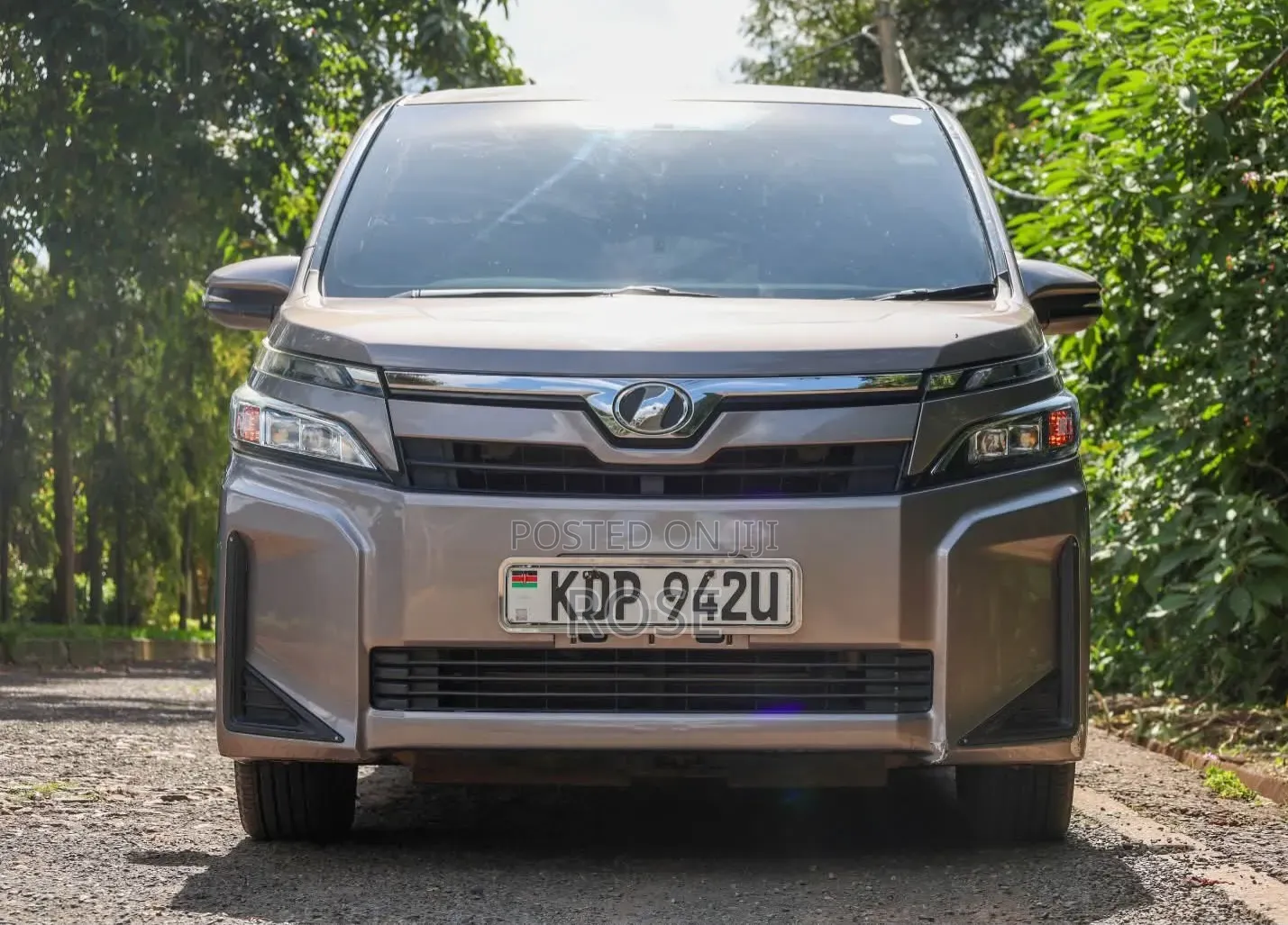 Toyota Voxy 2018 Beige