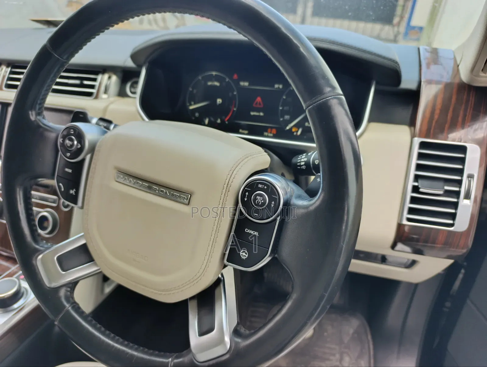 Land Rover Range Rover Vogue 2017 Black