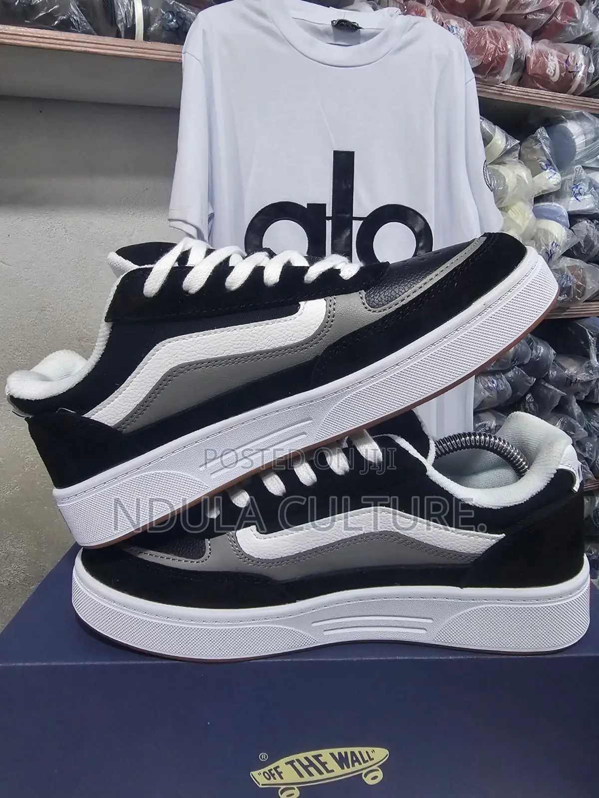 Original Vans Hylane Sneakers