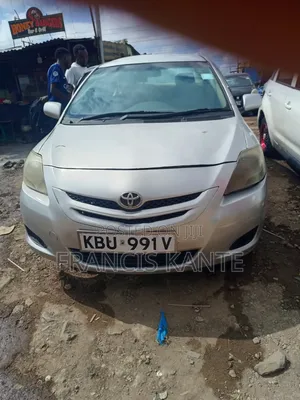 Toyota Belta 2008 Silver