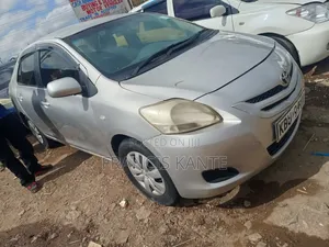 Toyota Belta 2008 Silver